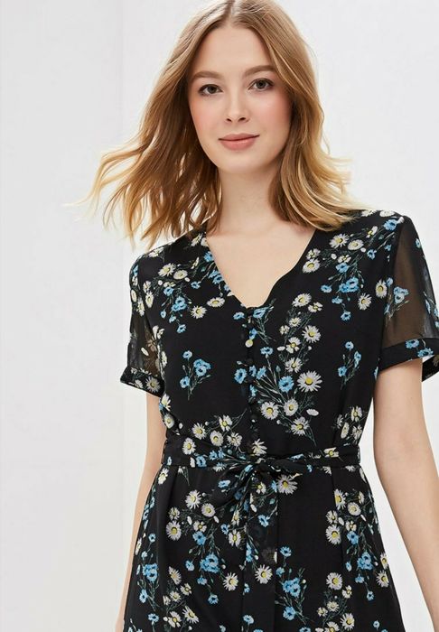 Продаётся новое женское платье