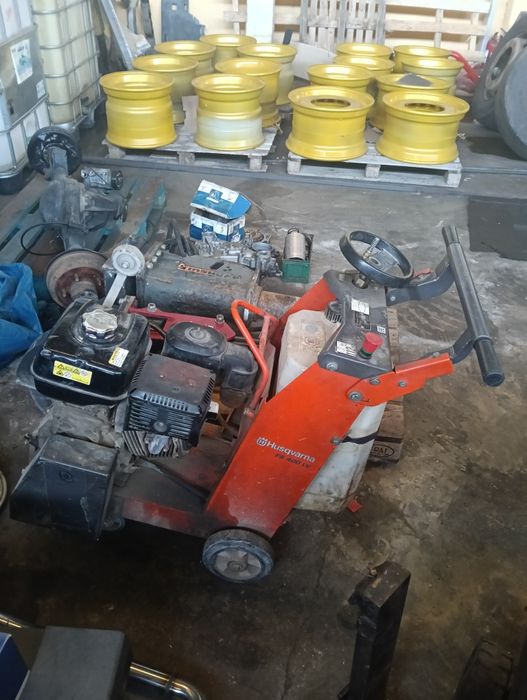 Mașină tăiat asfalt Husqvarna FS 400 LV