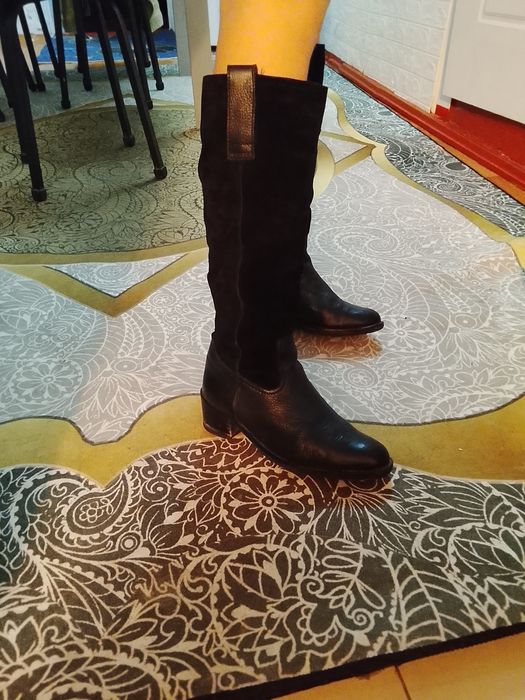 Демисезонный кожаный сапаги