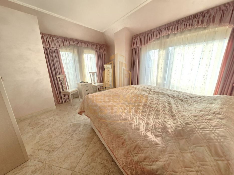 Продава се Многостаен апартамент в Варна, Операта - 202 кв.м за 1035 €/кв.м - Снимка #5