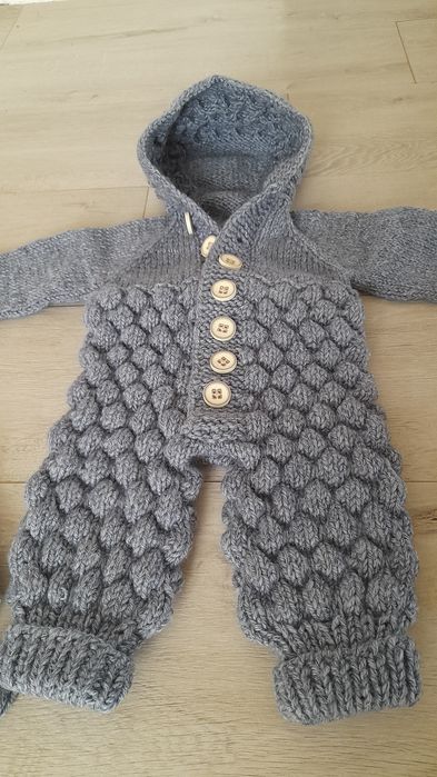 Продам детский комбинезон