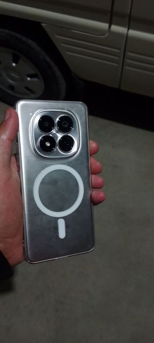 Redmi not 15 pro kardak. hammasi bor yangi telefon.