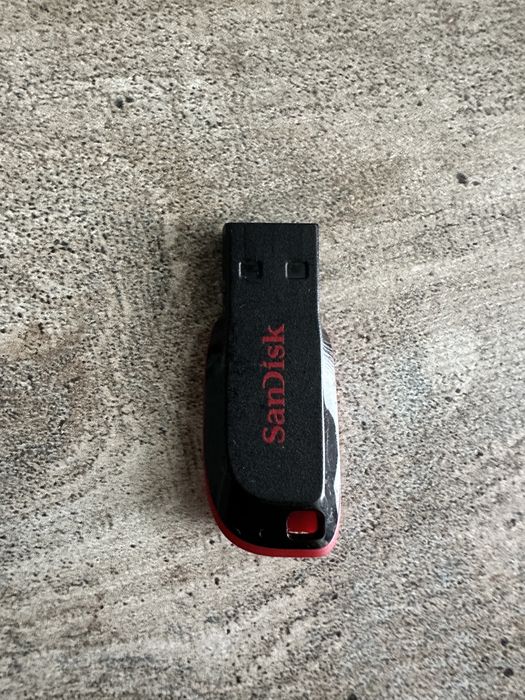 USB флешка на 4Гб