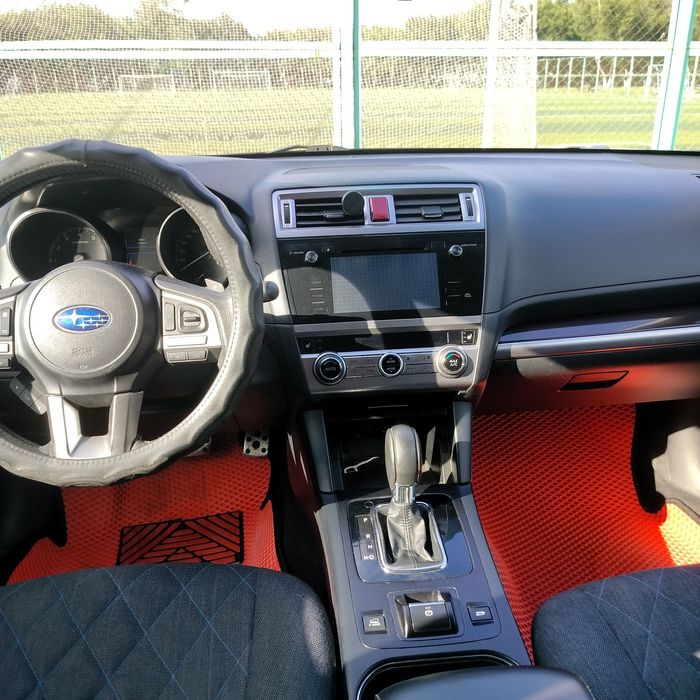 Субару аутбек 2015 года