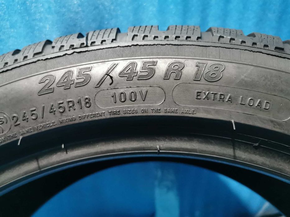 245/45/18 michelin m+s 4 buc