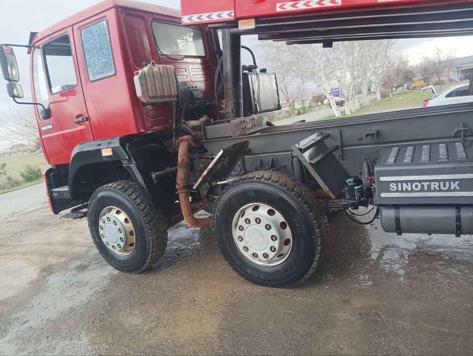 HOWO SITRUCK сораканошка сотилади