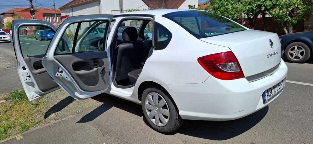 Renault Symbol 2010 - 68.000 km reali - Consum redus de combustibil