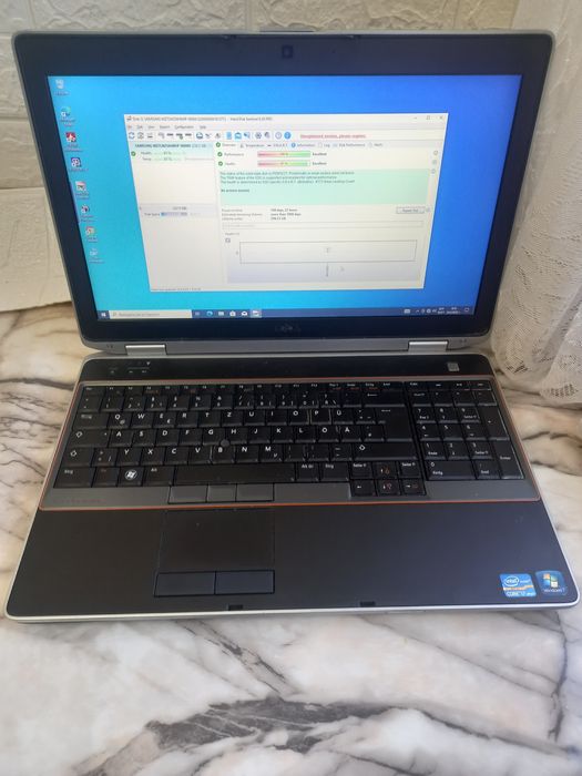 Лаптоп Dell E6520 15.6 HD Intel Core I7 -2620M 8 gb ssd