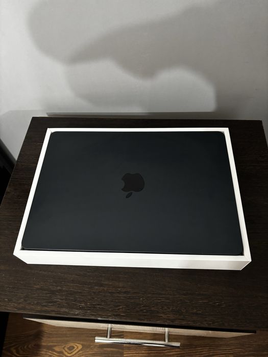 Macbook air m2 256