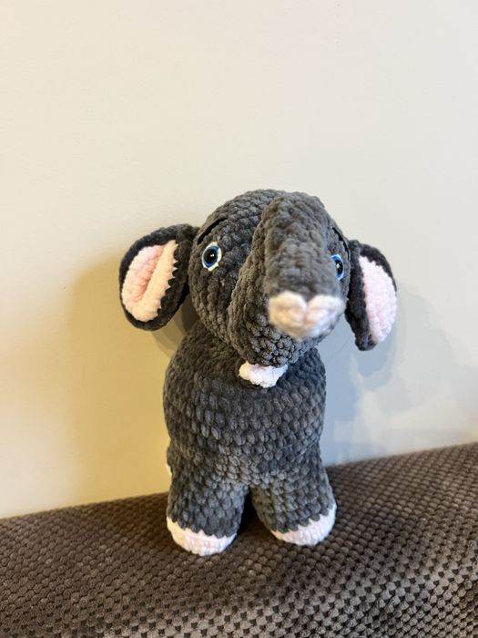 Слонче ръчно плетено