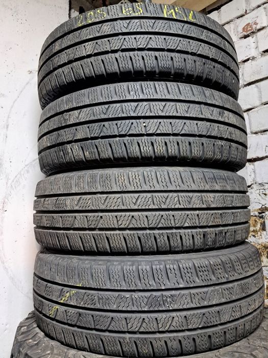 Anvelope second  205 65 R16C All Season Pirelli 8mm 2020