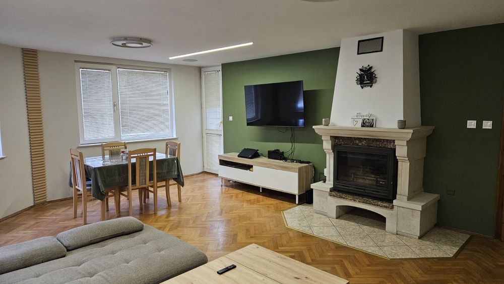 4-стаен апартамент, Колхозен пазар