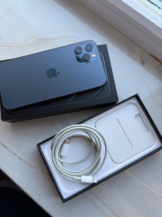 Продам Iphone 12pro 256gb