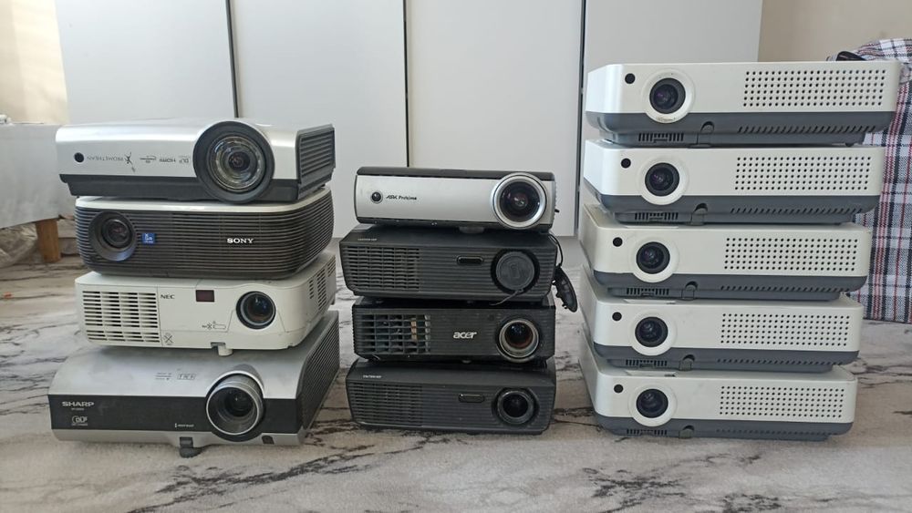 Проектор Sanyo Benq Aser