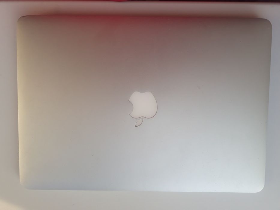 Срочно продам MacBook