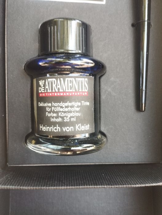 Комплект с фонтанна писалка и мастило посветена на Хайнрих фон Клайст