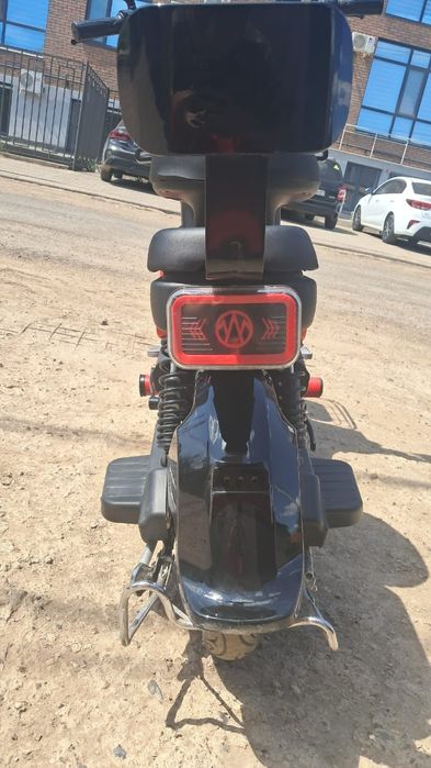 Электро скутер в отличном состоянии