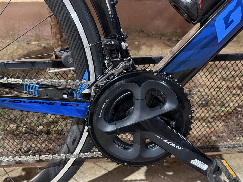 Шоссейный велосипед Giant advanced propel