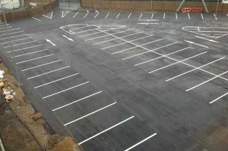 Дорожная разметка, нанесение парковочных линии, дорог, паркингов