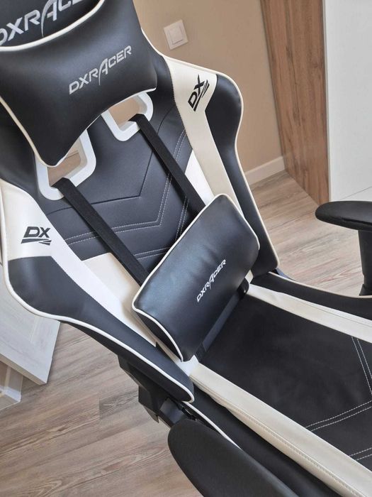 Игровое кресло DXRacer Prince
