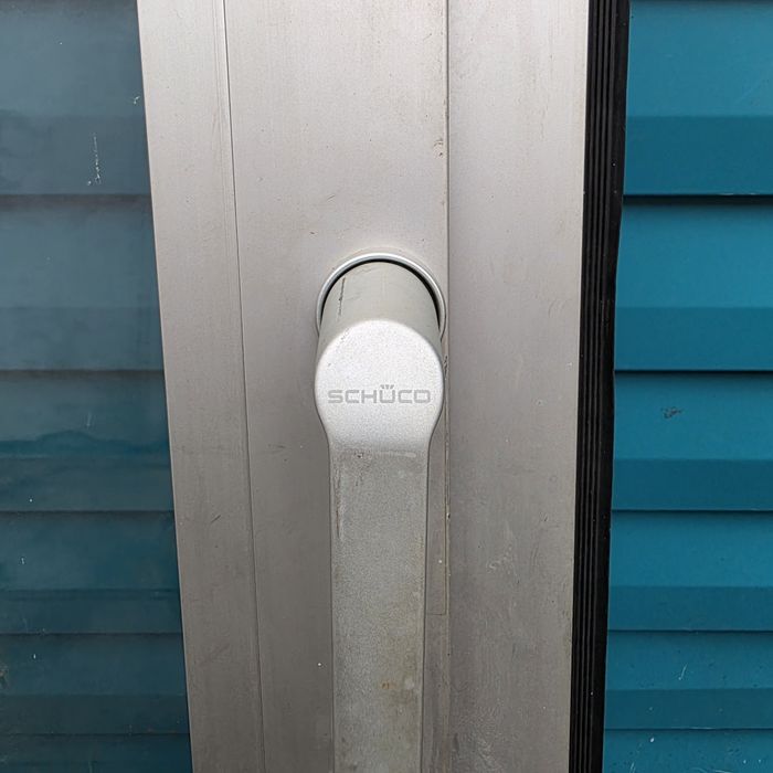 Алюминиевые  окна