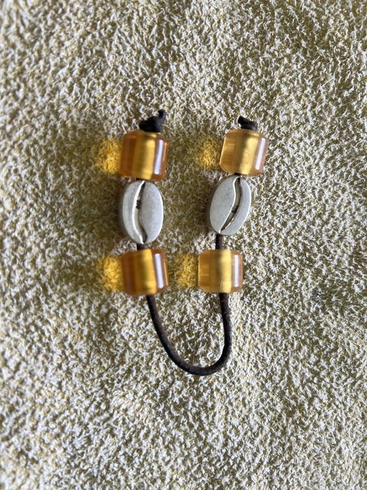 Броеница с сребърни топчета