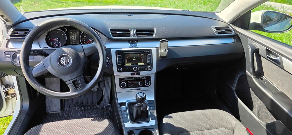 VW Passat B7 2.0 tdi 140 cp an 2011