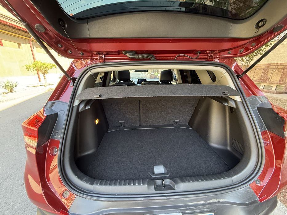 Tracker primer продается