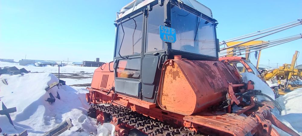 Продам трактор ВТ 150 на гусеницах