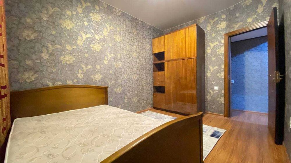 Продается на Ойбеке  2х комнатная квартира с хорошим ремонтом