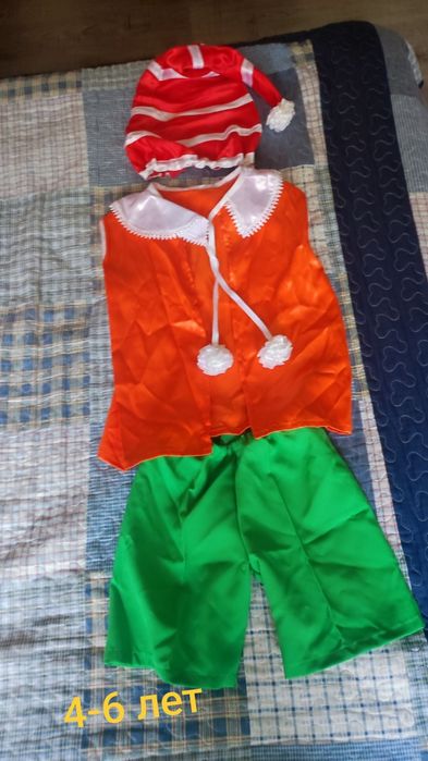 Продам детские костюмы