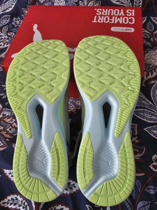 Vând adidași alergare bărbați Puma Deviate Nitro Elite Racer