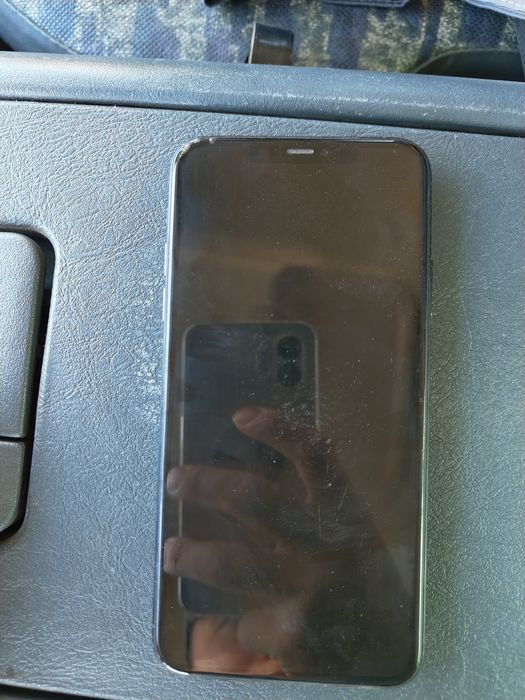 Обменяю iphone 11 pro