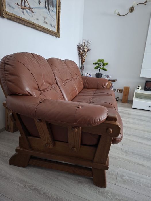 Vand canapea din piele naturala cu 3 locuri