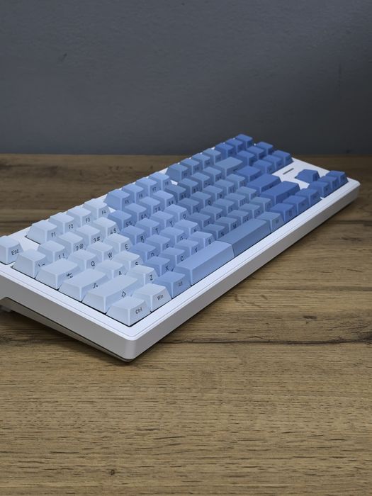 Механическая беспроводная клавиатура