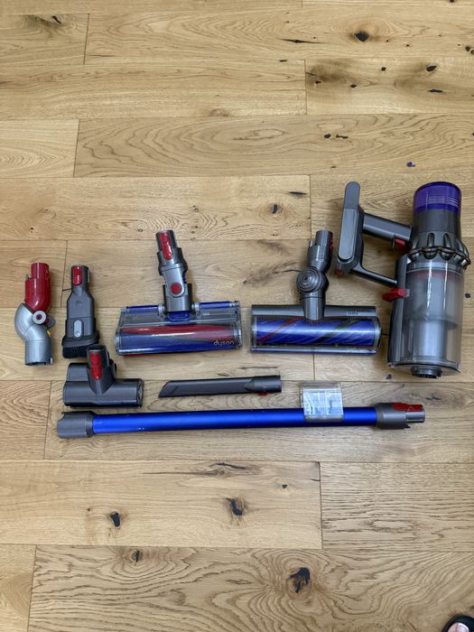 Aspirator Dyson V11 Absolute