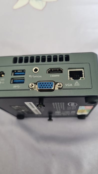 Vând unitate pc Intel