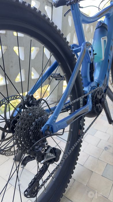 Продается электрический велосипед двухподвес GIANT STRANSE E+