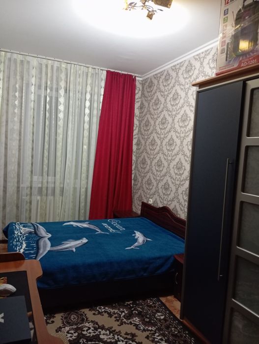 Продам 4-х комнатную квартиру (собственник)