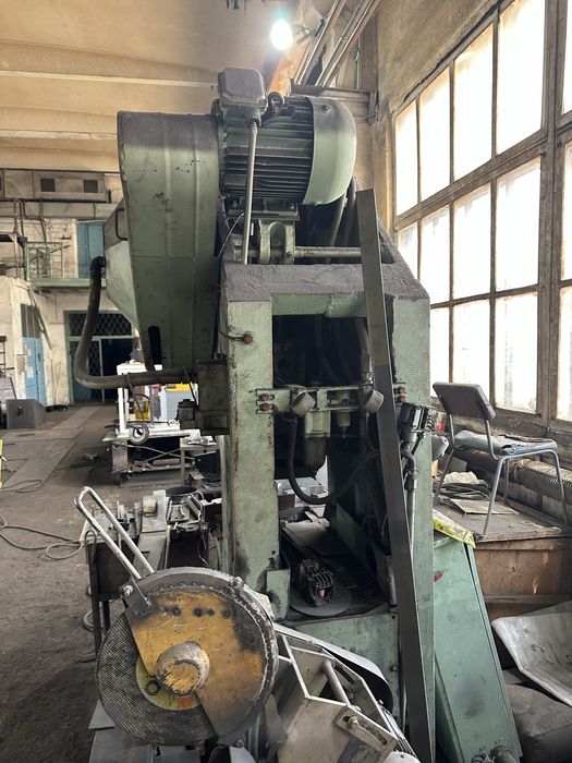 Продам Пресс кривошипный КД2126Е
