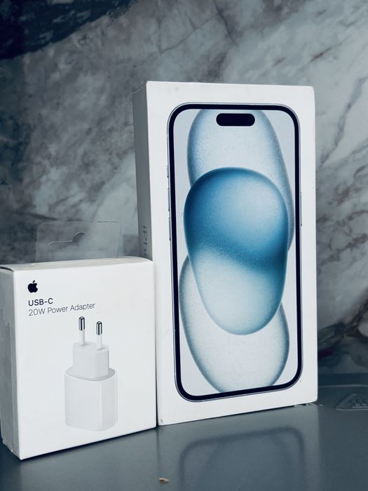 Iphone 15  голубой,ремонте не был