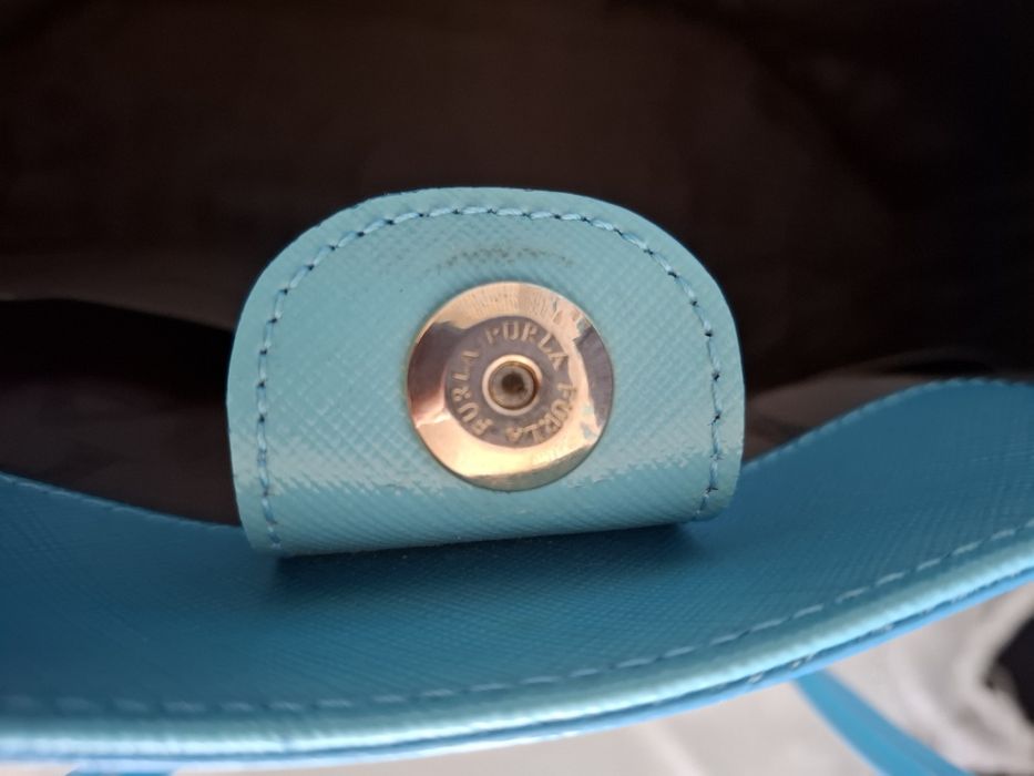 Дамска чанта от естествена кожа с ефект сафиано Furla