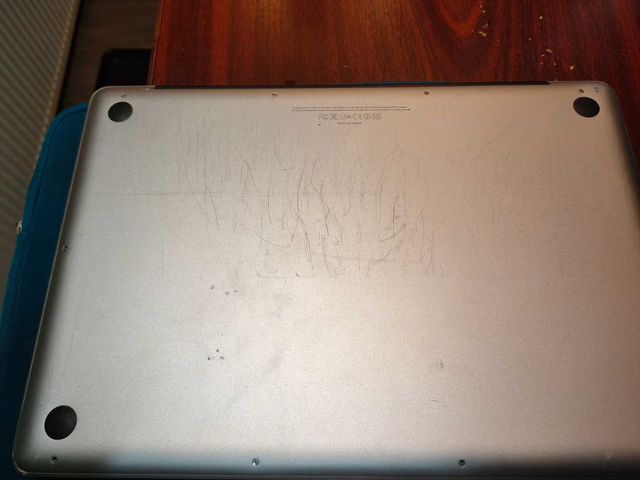 Apple MacBook Pro 15 inch 1TB SSD 6GB Ram A 1286 Mid 2012 Intel I7 2.3