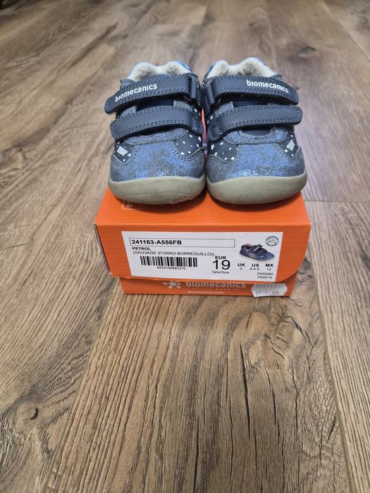 Обувки Biomecanics 19 номер
