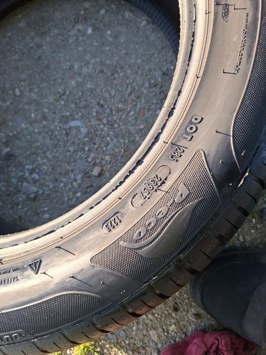 Vand 2 anvelope 205 55 16 va noi petlas de vara dot 2023