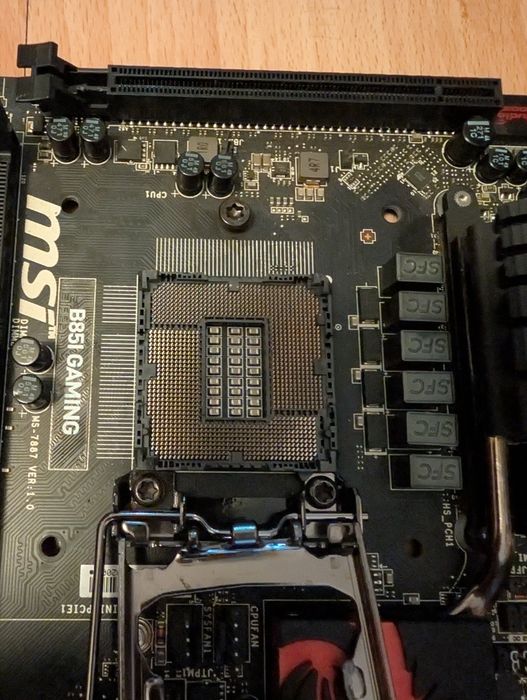 Placa de baza Asrock B85 Killer Fatality B85I Gaming MSI defecte