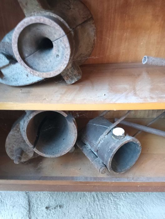 Forme de metal pt pocale de rubin