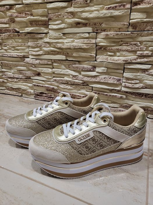 Оригинални Дамски Обувки GUESS 41 номер