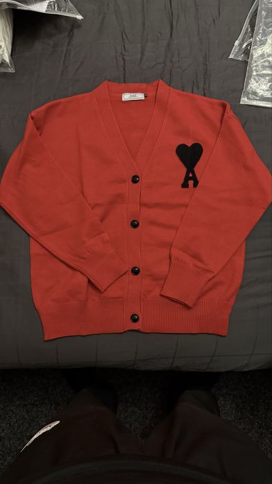 Дамски пуловери