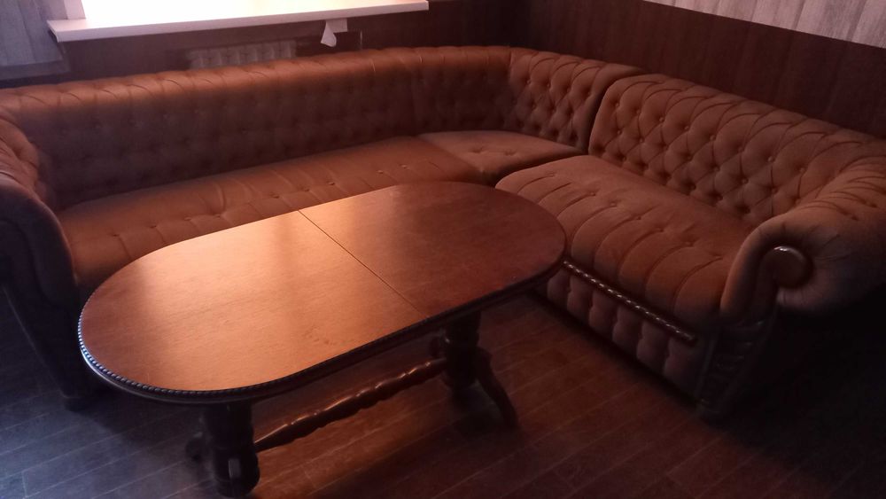 продам торговую мебель дешево.